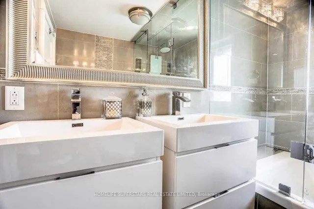 Additional image 14 of 5 Aldgate Ave