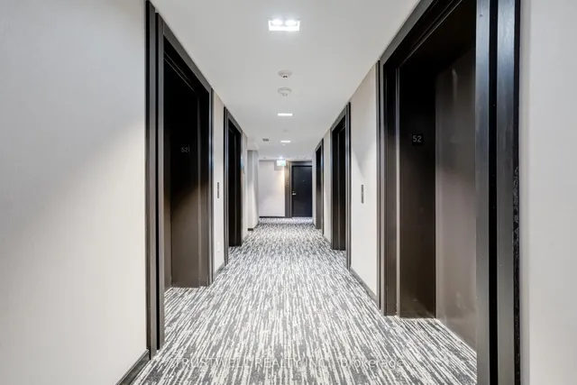 Additional image 35 of 501 Yonge St Unit 5208