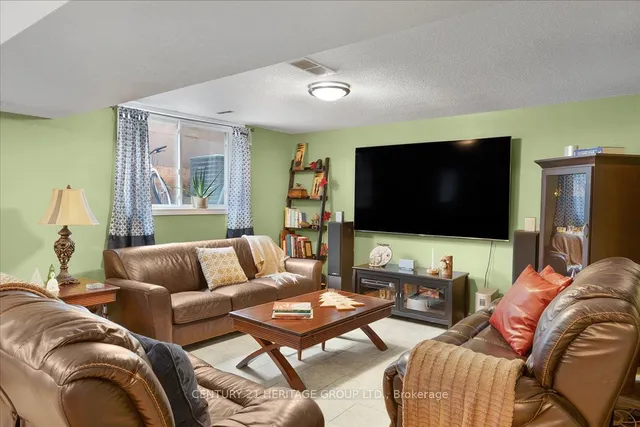 Additional image 29 of 46 Millpond Pl