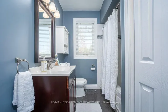 Additional image 16 of 61 Northcliffe Ave