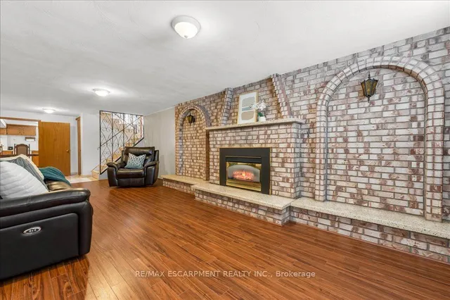 Additional image 30 of 43 Seaton Place Dr