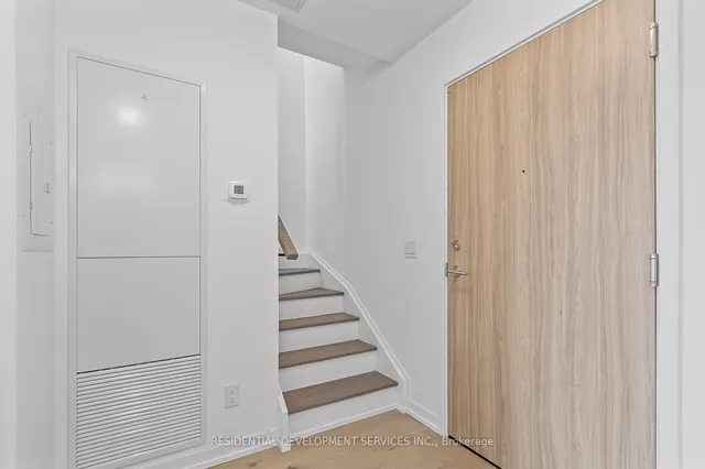 Additional image 19 of 3100 Keele St Unit 1203