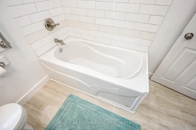 Additional image 9 of 365 FIDDLERS GREEN Rd