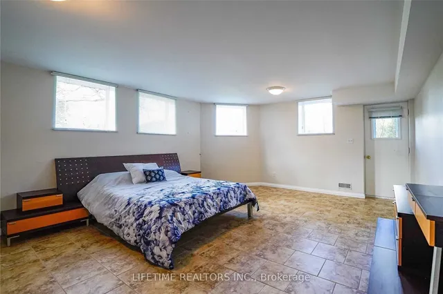 Additional image 21 of 5327 Britannia Rd