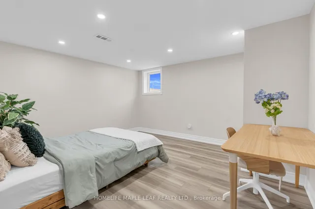 Additional image 36 of 12 Abbey Rd