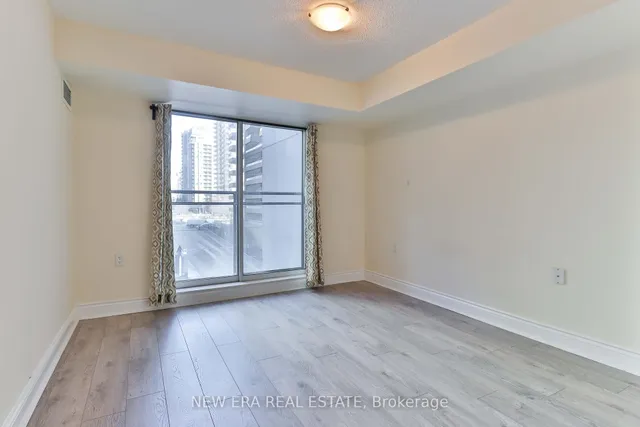 Additional image 19 of 21 Hillcrest Ave Unit 313