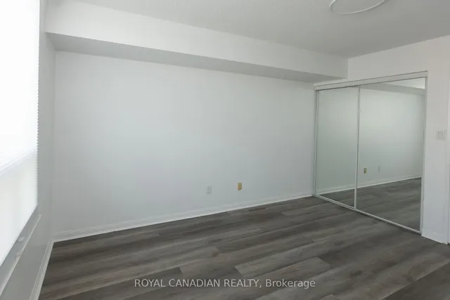 Additional image 13 of 88 Corporate Dr Unit 2418