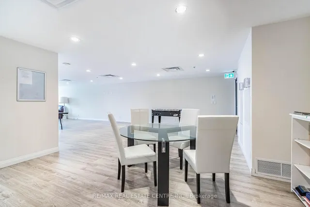 Additional image 26 of 22 East Haven Dr Unit 306