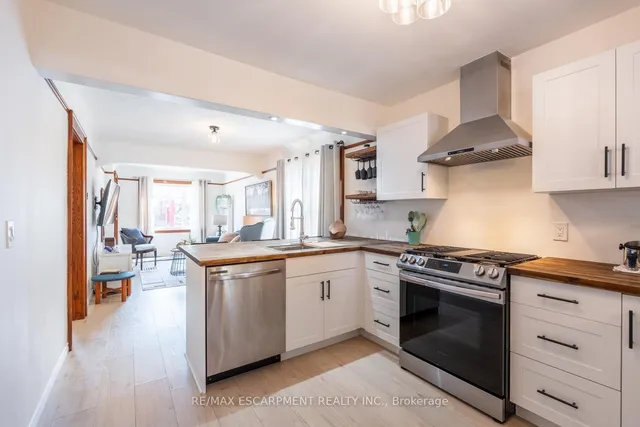 Additional image 6 of 45 Barons Ave