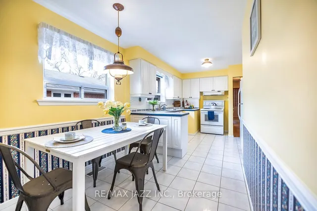 Additional image 4 of 16 Gloaming Dr