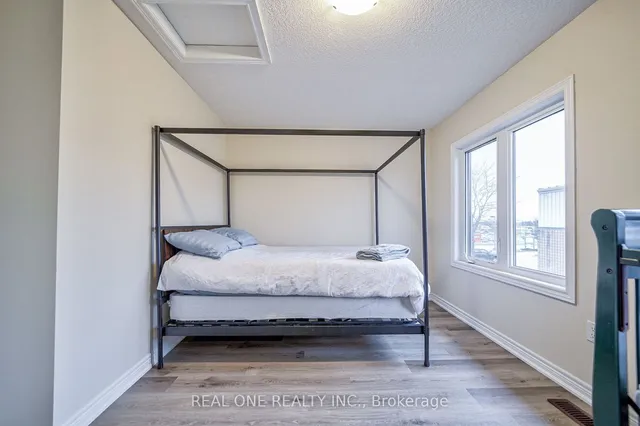 Additional image 16 of 527 Shaver Rd Unit 10