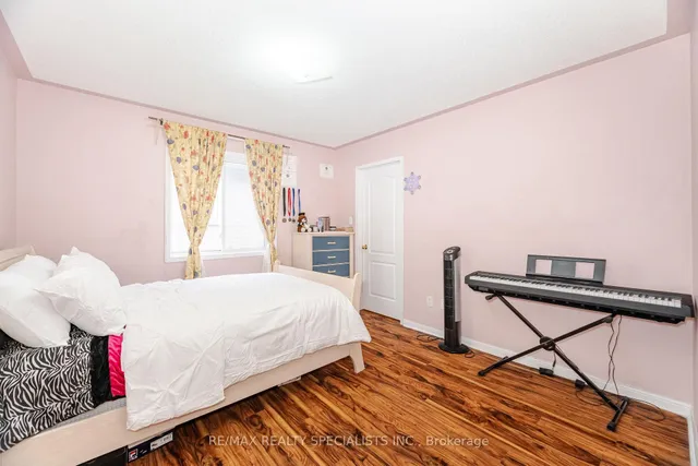 Additional image 27 of 21 Thimbleberry St