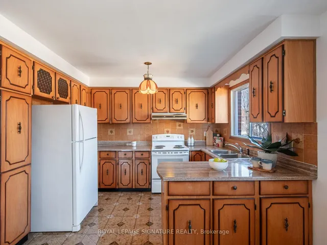 Additional image 13 of 70 Newton Dr