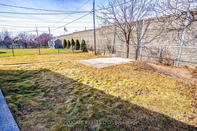 Additional image 38 of 74 Clarion Rd