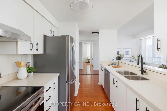 Additional image 20 of 70 Mill St Unit #Ph06