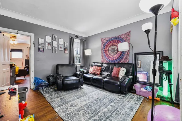 Additional image 9 of 42 Ellis Ave