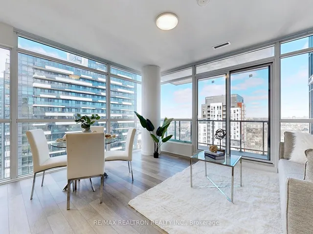 Additional image 8 of 290 Adelaide St Unit 3704