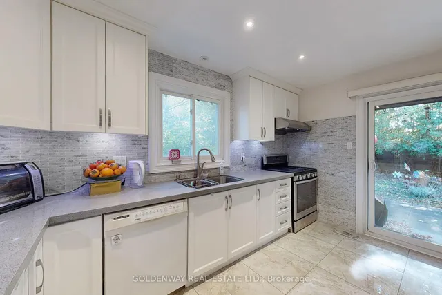 Additional image 12 of 86 Bushmills Sq