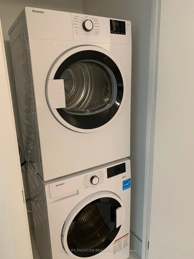 Additional image 7 of 250 Lawrence Ave Unit 210