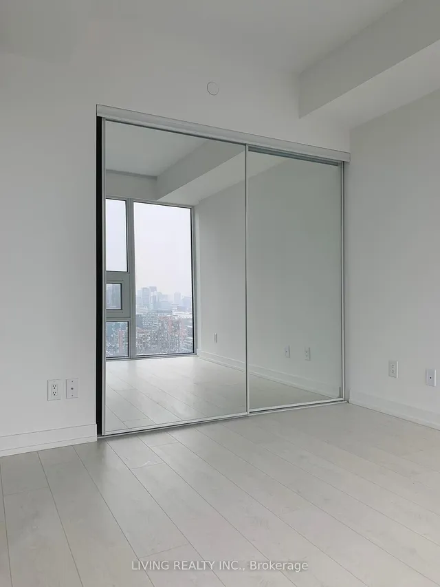 Additional image 12 of 19 Western Battery Rd Unit 3501