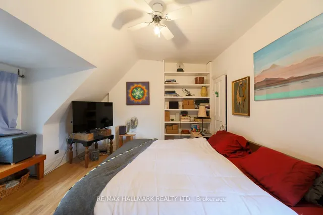 Additional image 30 of 129 Brunswick Ave