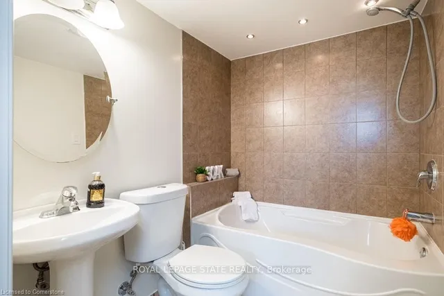 Additional image 39 of 134 Craigroyston Rd