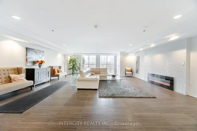 Additional image 5 of 1419 Costigan Rd Unit 214