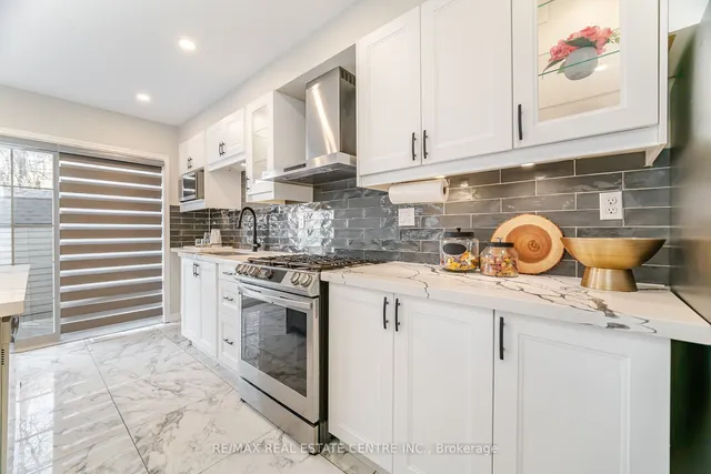 Additional image 19 of 1565 Evans Terr