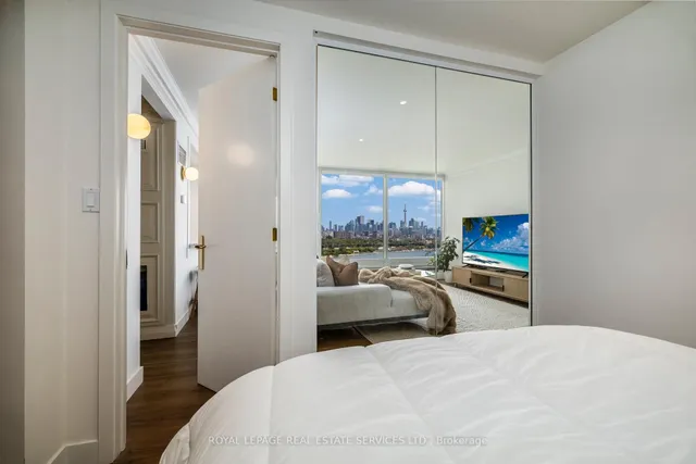 Additional image 17 of 1 Palace Pier Crt Unit 3502