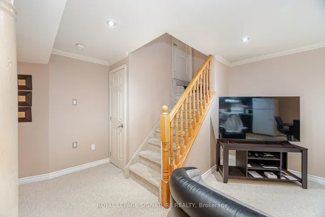 Additional image 32 of 34 Kanata Rd