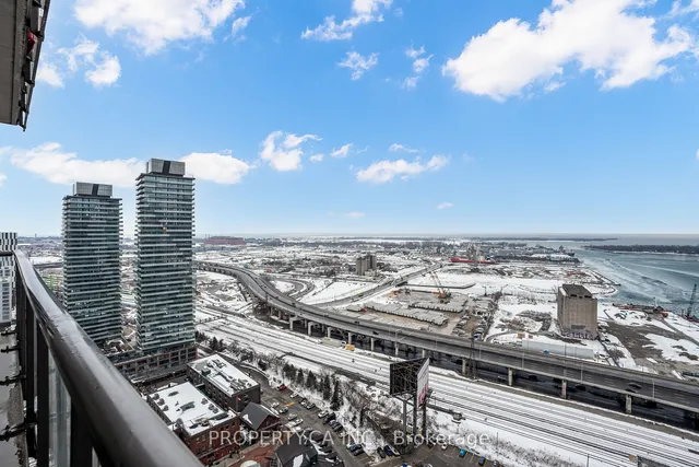 Additional image 40 of 33 Mill St Unit 3002