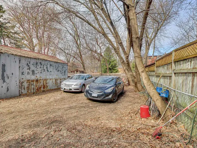 Additional image 32 of 198 Howard Park Ave