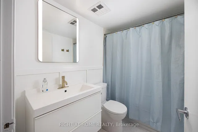 Additional image 11 of 81 Navy Wharf Crt Unit 1106