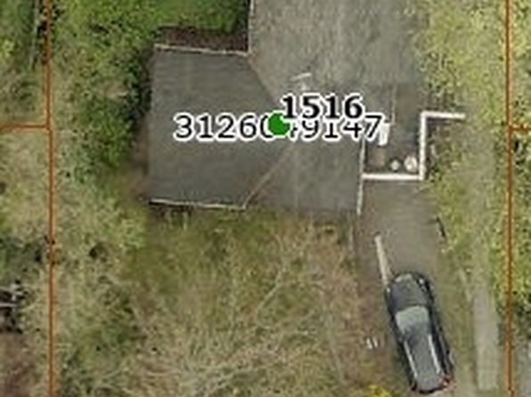 1516 N 100th Street, Seattle, WA 98133