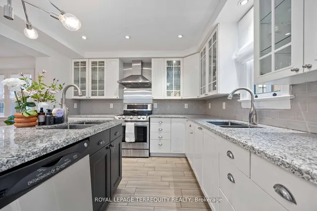 Additional image 13 of 60 Bushey Ave