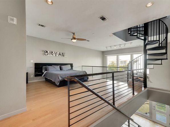 959 W Bluff St APT 105, Fort Worth, TX 76102