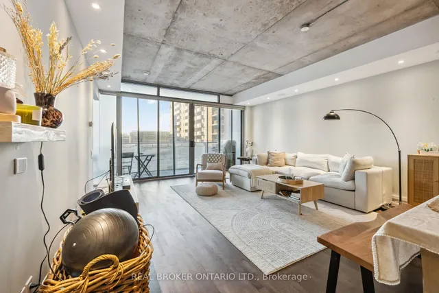 Additional image 12 of 95 Bathurst St Unit 222