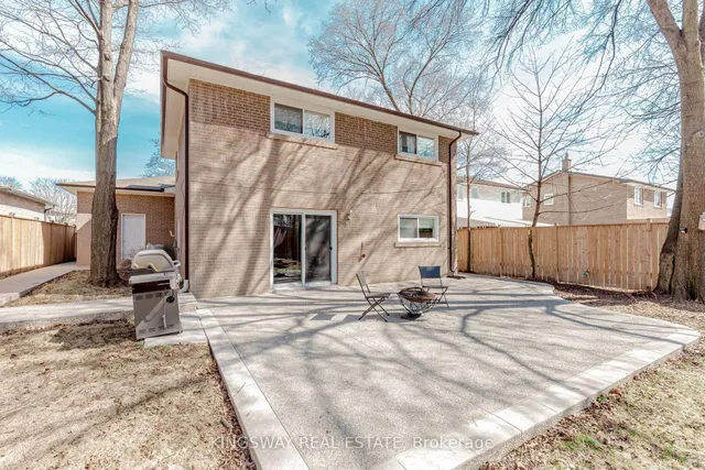 Additional image 47 of 1395 Tyneburn Cres