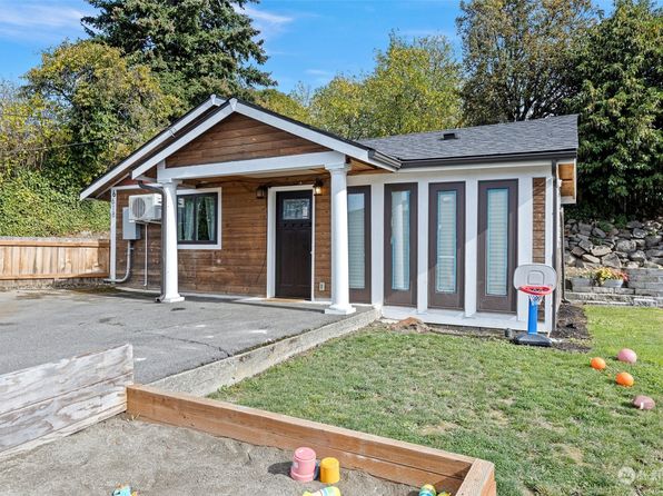6618 43rd Avenue S, Seattle, WA 98118