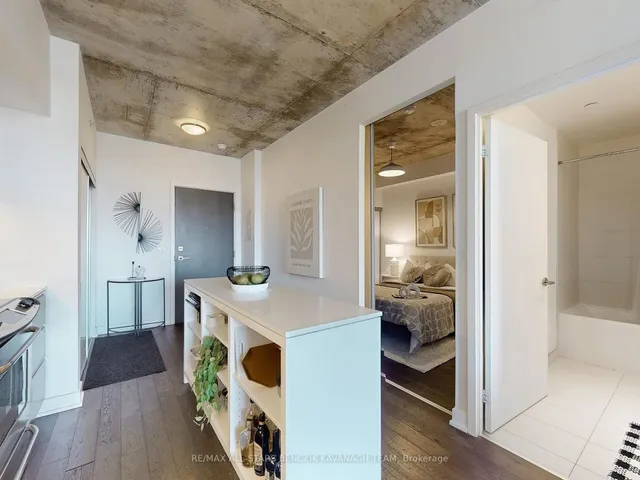 Additional image 7 of 1238 Dundas St Unit 613