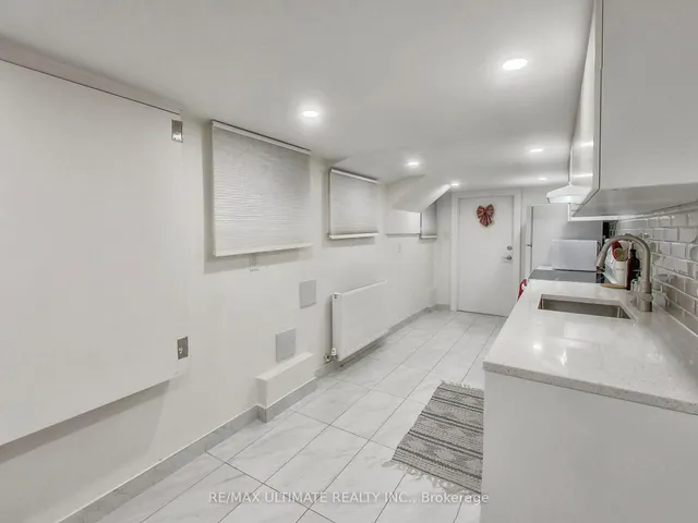 Additional image 23 of 1652 Dufferin St