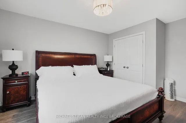 Additional image 27 of 5056 New St Unit 15