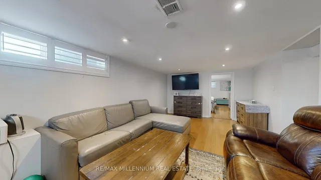 Additional image 32 of 341 Moore Park Ave