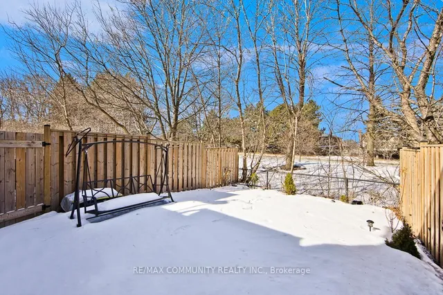 Additional image 20 of 34 Chad Cres
