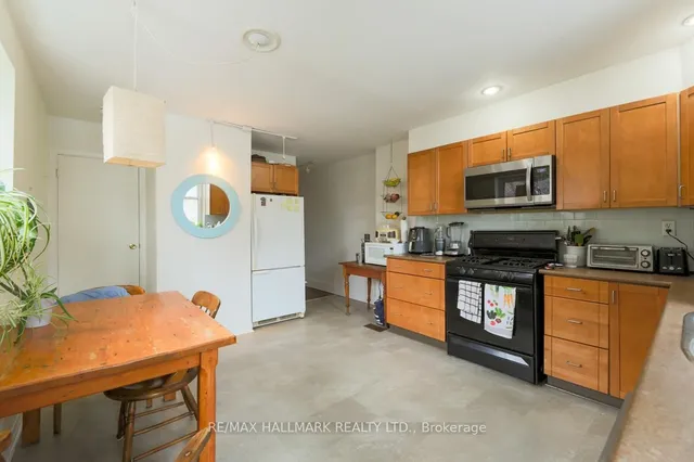 Additional image 14 of 129 Brunswick Ave