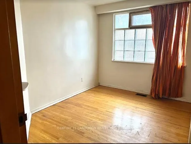 Additional image 5 of 400 Princess Ave