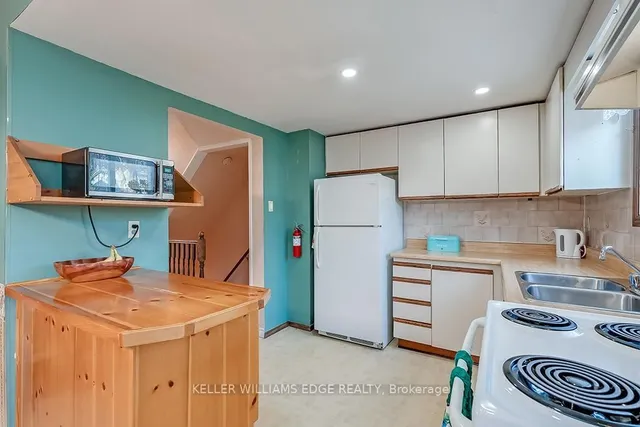 Additional image 18 of 42 Brock St Unit 10