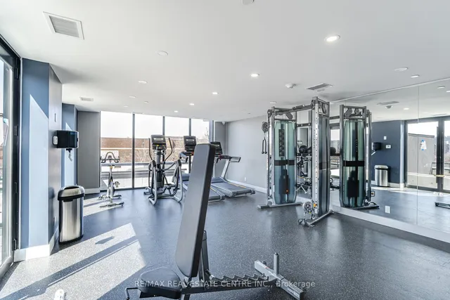 Additional image 31 of 15 Queen St Unit 710