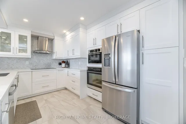 Additional image 18 of 442 Maple Ave Unit 1106