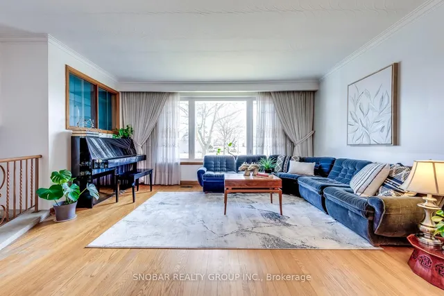 Additional image 3 of 6 Hartsdale Dr